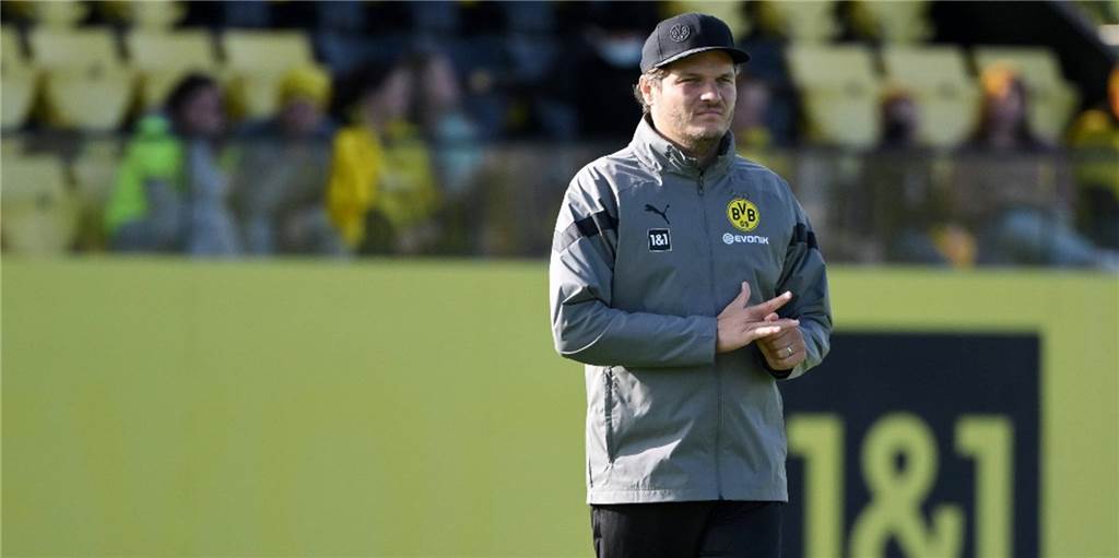 Edin Terzic auf dem Trainingsplatz.