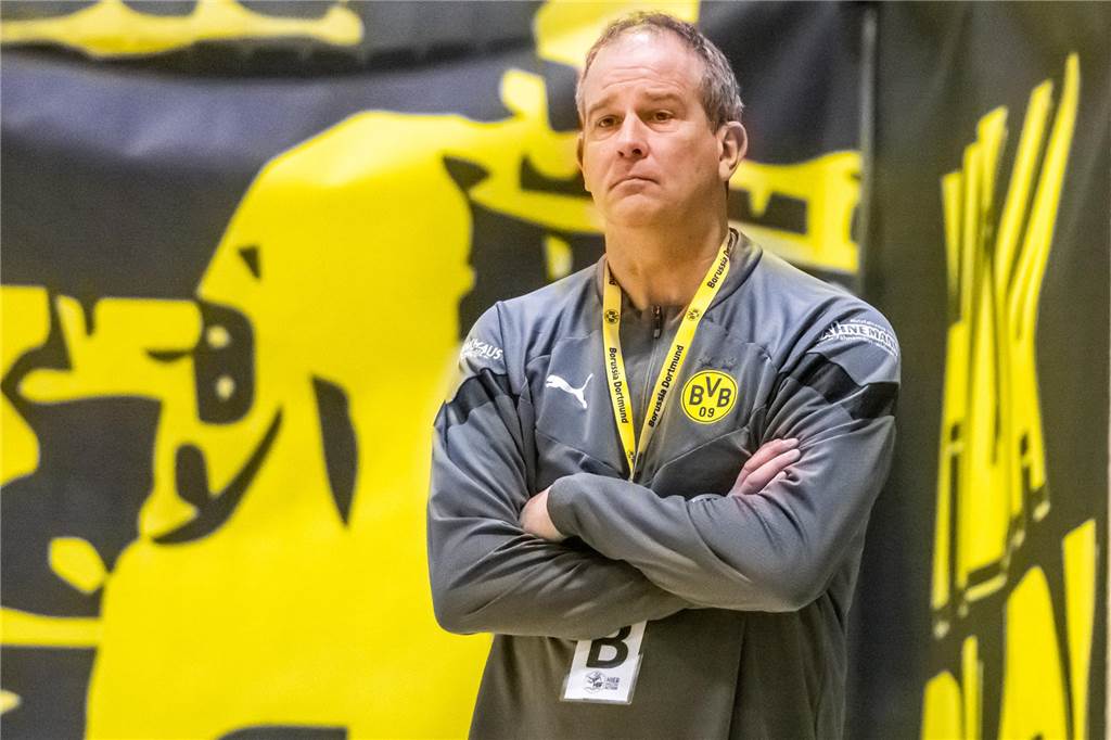 Fans wittern Sensation - Vorverkauf gegen Nantes läuft gut BVB-Trainer Henk Groener war mit der Einstellung seiner Mannschaft im Hinspiel gegen Nantes zufrieden.
