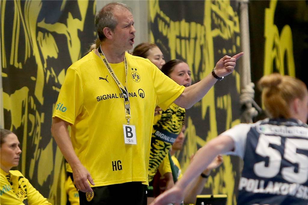 BVB-Handballerinnen können erstes Saisonziel erreichen: Lange Durststrecke könnte enden BVB-Trainer Henk Groener weiß, dass sein Team favorisiert ist.
