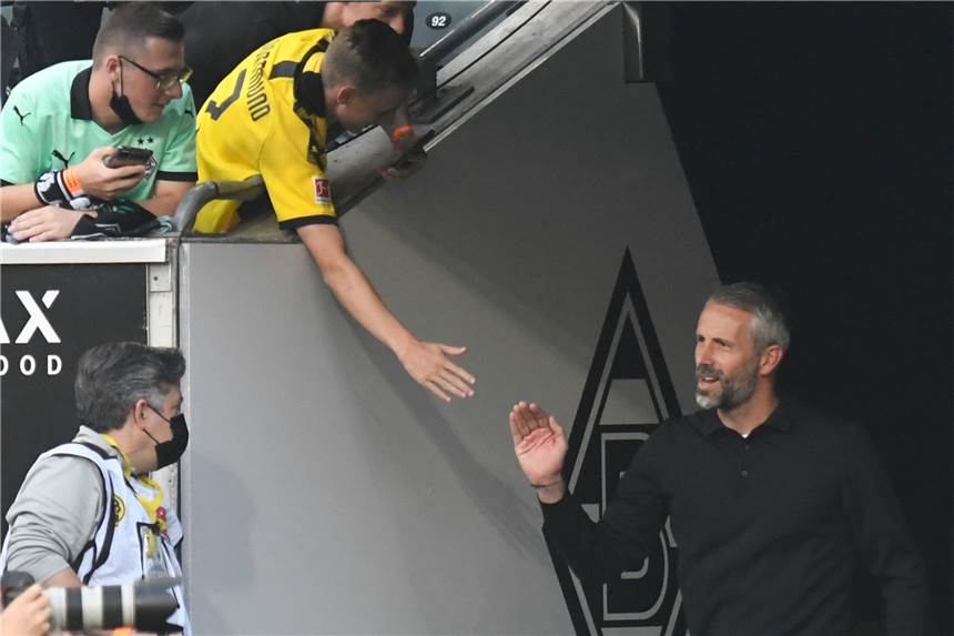 Rose-Rückkehr mit dem BVB: Pfiffe, Banner - aber alles im Rahmen BVB-Trainer Marco Rose betrat den Innenraum des Borussia-Parks erst kurz vor dem Anpfiff.