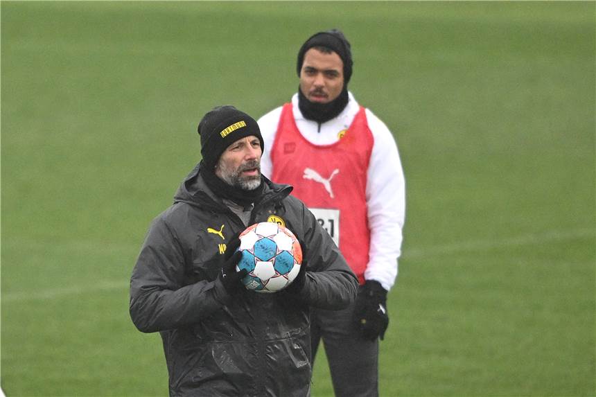 RN-Talk: BVB arbeitet intensiv an den Schwachstellen - fast alle Profis an Bord BVB-Trainer Marco Rose hat seine Spieler am Donnerstag um 9 Uhr zum Training gebeten.