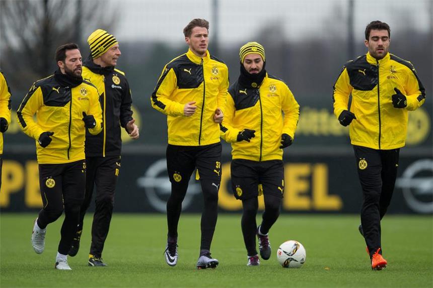 BVB startet mit Leistungstest in das Jahr 2016 BVB-Training in Brackel am 11. Dezember.