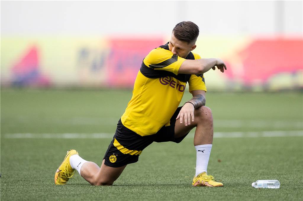 BVB-Training in Singapur.
