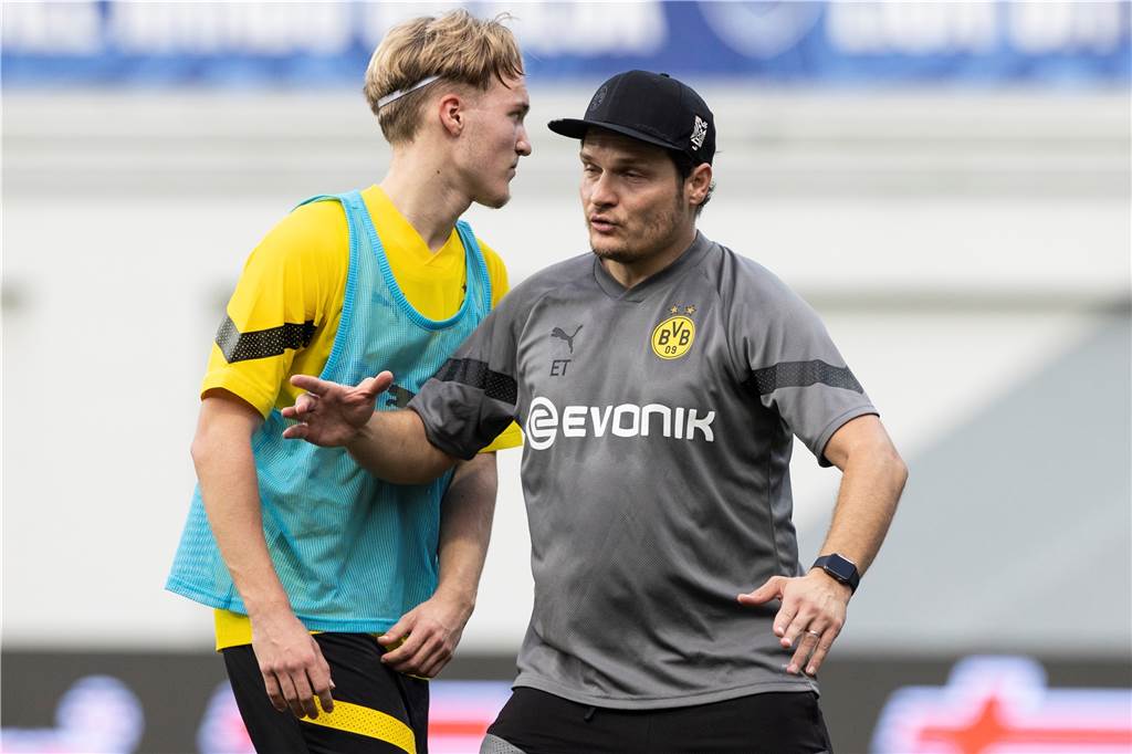 BVB-Training in Singapur.