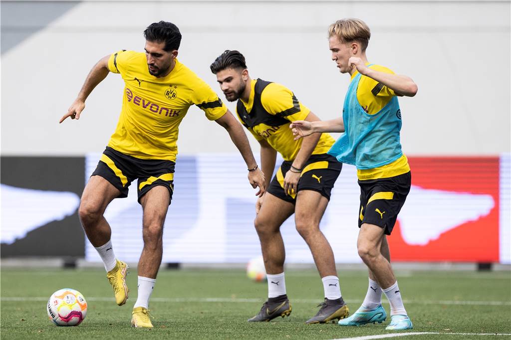 BVB-Training in Singapur.