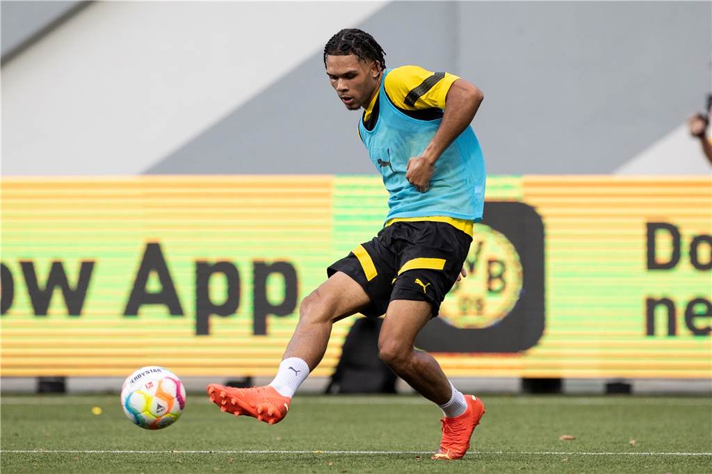 BVB-Training in Singapur.
