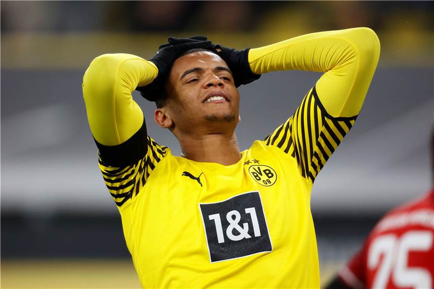 BVB-Verteidiger Akanji erfolgreich operiert – Borussia Dortmund nennt Ausfallzeit BVB-Verteidiger Manuel Akanji wurde erfolgreich am Knie operiert.