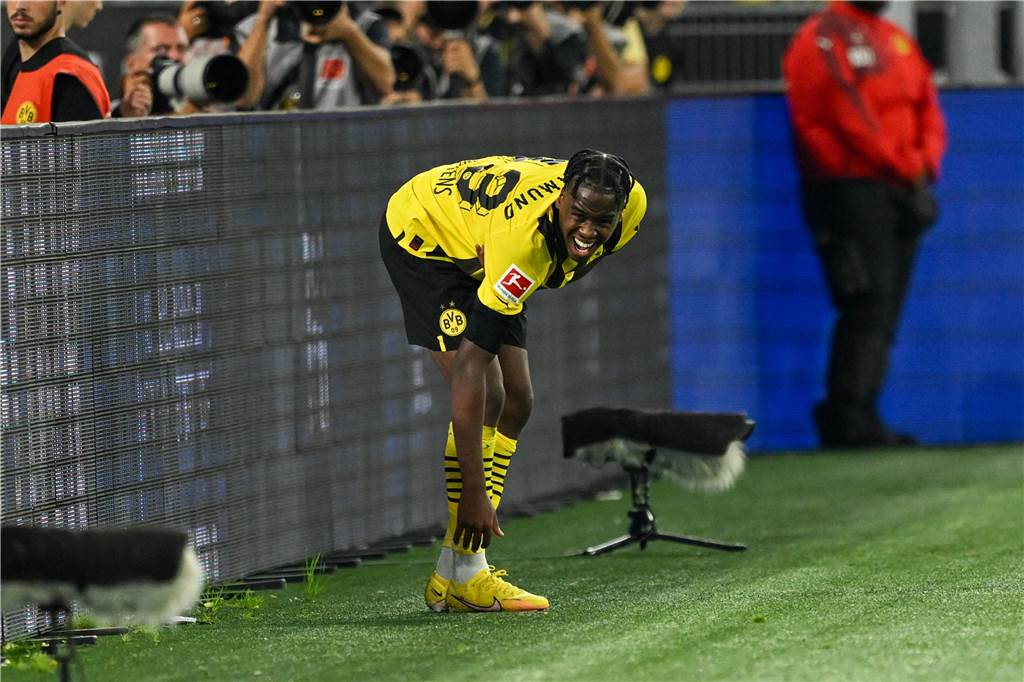 BVB lange ohne Dahoud – Bangen um Youngster Bynoe-Gittens BVB-Youngster Jamie Bynoe-Gittens zog sich gegen Hoffenheim eine Schulterverletzung zu.