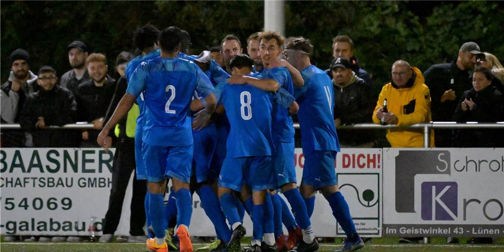 Torjägerkanone: Lüner SV dominiert das Spitzenfeld − BW Alsteddes Stürmer in Lauerposition BW Alstedde jubelt im Derby gegen Westfalia Wethmar.