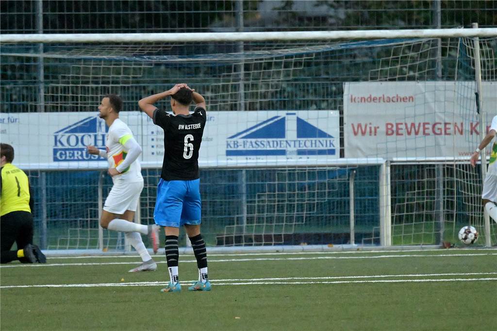 BW Alstedde verlor das erste Spiel nach der Entlassung von Trainer Athavan Varathan zuhause mit 1:4 gegen den FC Roj.