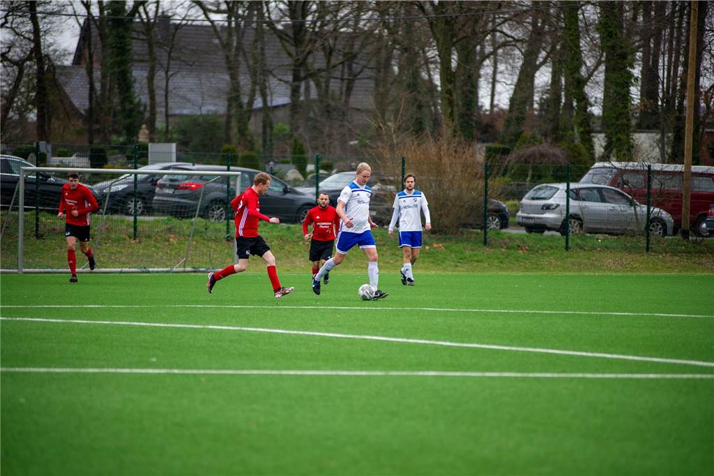 BW Lavesum hat das Testspiel gegen C-Ligist SuS Hochmoor II mit 2:3 verloren.