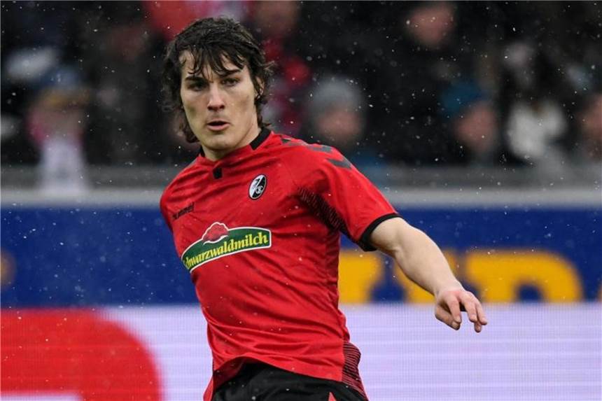 SC Freiburg mehrere Wochen ohne Söyüncü Caglar Söyüncü fällt verletzt für den SC Freiburg aus. Foto: Patrick Seeger
