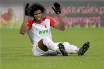Caiuby vom FC Augsburg hat seinen Urlaub eigenmächtig verlängert. Foto: Stefan Puchner