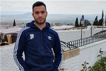 Can Cicek lebt zu Studienzwecken derzeit im spanischen Granada.