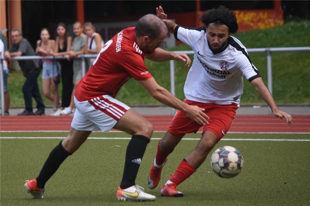 1:2-Niederlage in Eichlinghofen: Enttäuschung beim SSV Mühlhausen – und noch ein Verletzter mehr Can Demircan und der SSV Mühlhausen steigerten sich in der zweiten Spielhälfte.