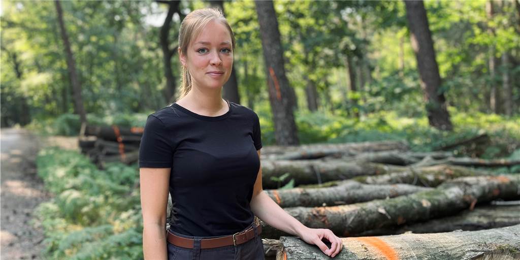 Carla Paul, Pressesprecherin vom RVR, stellt deutlich mehr Anfragen zum Thema Brennholz in Haltern fest.