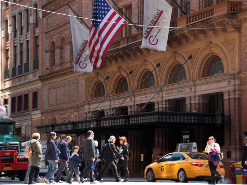 New Yorks Carnegie Hall wird 125 Jahre alt Carnegie Hall in New York gilt als einer der akustisch besten Konzertsäle der Welt. Foto: Chistina Horsten
