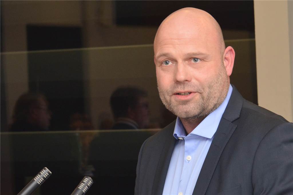 Ordnung: CDU setzt in Castrop-Rauxel auf eine Null-Toleranz-Strategie CDU-Bürgermeister-Kandidat Oliver Lind setzt mit seiner Partei auf Sicherheit und Ordnung.