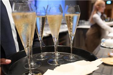 Champagner ist ein ganz besonderes Getränk. Foto: Arne Dedert