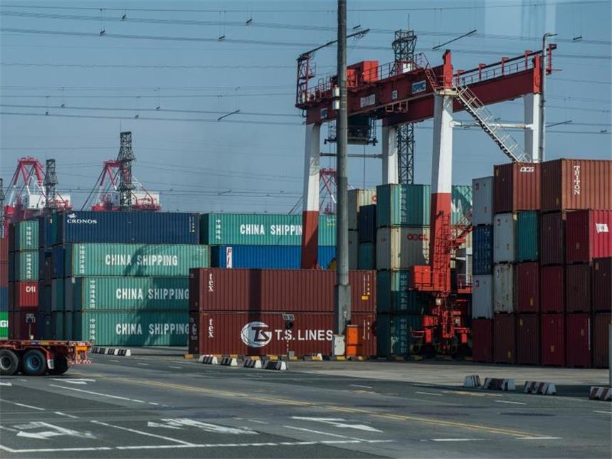 China schraubt Wachstumsziel herunter China bleibt trotz reduzierter Wachstumsziele für den deutschen Außenhandel ein Boom-Markt. Foto: Ole Spata/Archiv
