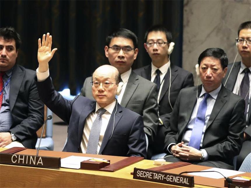 USA und China rücken im Atomkonflikt mit Nordkorea zusammen Chinas UN-Botschafter Liu Jieyu drängte die nordkoreanische Führung, "Handlungen zu unterlassen, die Spannungen weiter steigern". Foto: Mary Altaffer