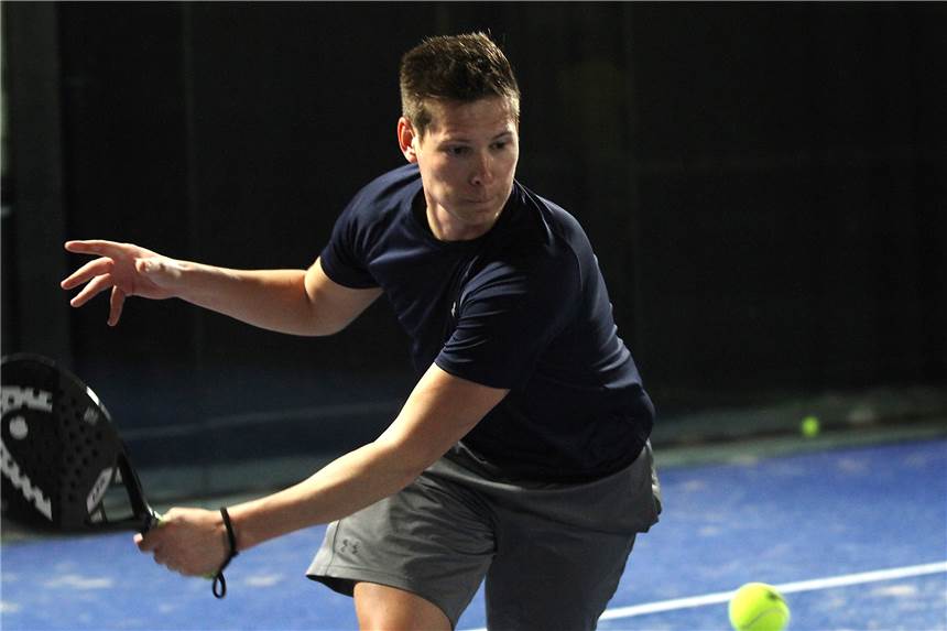 Endlich wieder Padeltennis: Padelbase veranstaltet deutschlandweites Turnier Chris Thannheiser wird am Wochenende auch in der PadelBase dabei sein.