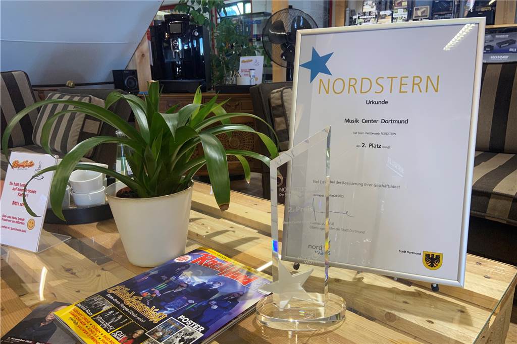 Dortmunder Kult-Laden feiert Geburtstag: Harte Zeiten, optimistische Gründer Christian Bartelt, Thomas Middendorf und Matthias Schaaf sind stolz. Das „Musik Center Dortmund" hat beim Wettbewerb "Nordstern" den zweiten Platz belegt.