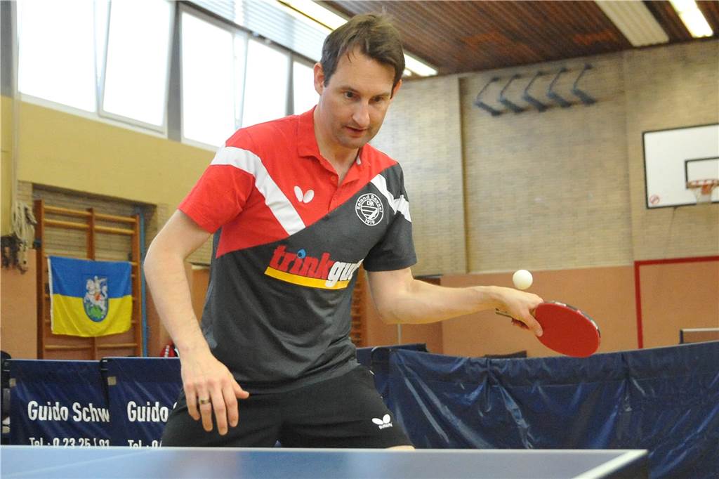 Ein Sport wird im Jahr 2021 bunter: Die 35-jährige Ära der Einheitsfarben ist dann vorbei Christian Chroscinski, Vorsitzender der DJK Roland Rauxel, begrüßt die ITTF-Entscheidung, mehr Farben bei den Schlägerbelägen zu erlauben.