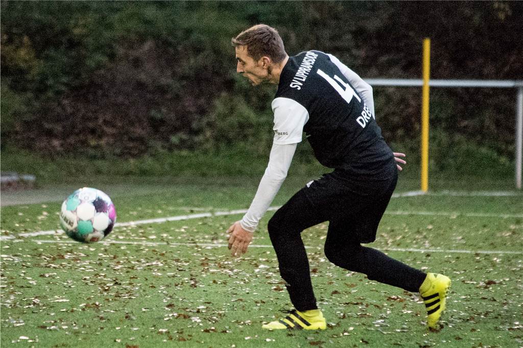 Halterner Traum-11: Lukas Große-Puppendahl stellt „Mister first touch“ auf Christian Drees bezeichnet Lukas Große-Puppendahl als „einen überragenden Fußballer und Typen“. Beide kennen sich schon seit vielen Jahren.