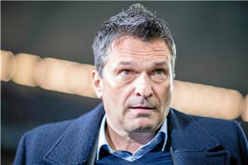 Christian Heidel kann den Protest der aktiven Fanszene verstehen, kann mit der aktuellen Regelung aber leben.