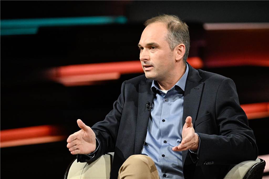 Diskussion bei Lanz: Lüner Tierärztin ist für den Schutz der Wölfe Christian Lohmeyer bei Markus Lanz