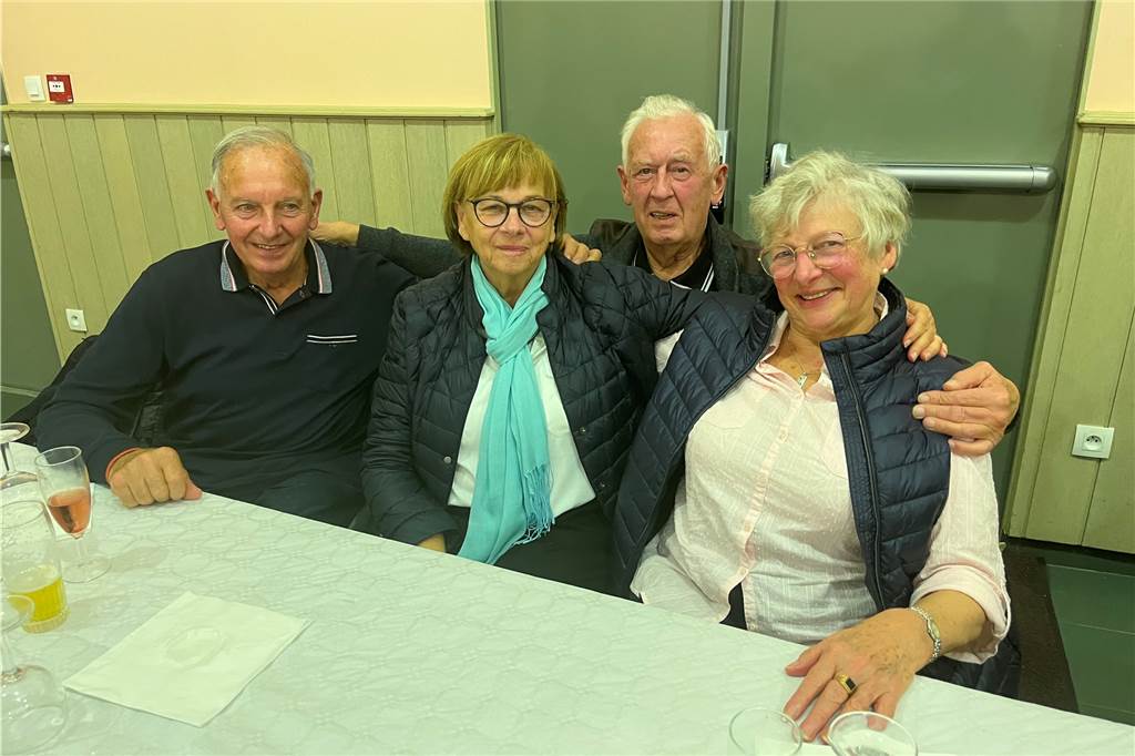 Christian, Monika, Dieter und Josianne haben sich vor 22 Jahren durch die Partnerschaftsreise kennengelernt.