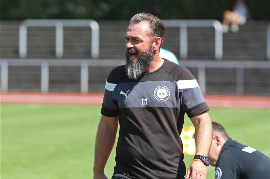 Ein ungeschlagenes Team der Oberliga entlässt den Trainer - Der Neue ist schon da Christian Nehrbauer ist neuer Trainer bei Kaan-Marienborn.