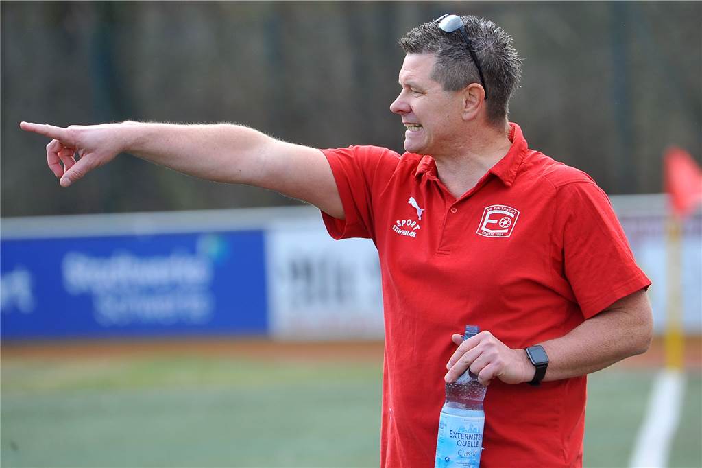 Christian Tarrach ist Trainer der ersten Mannschaft des Ausrichtervereins SG Eintracht Ergste.