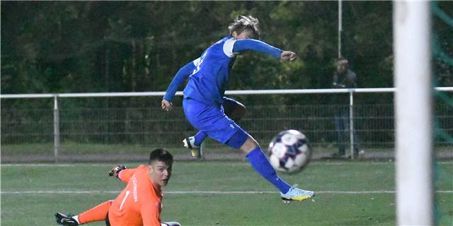 FC Frohlinde dreht das Derby gegen Spvg Schwerin und lässt Brandheide feiern