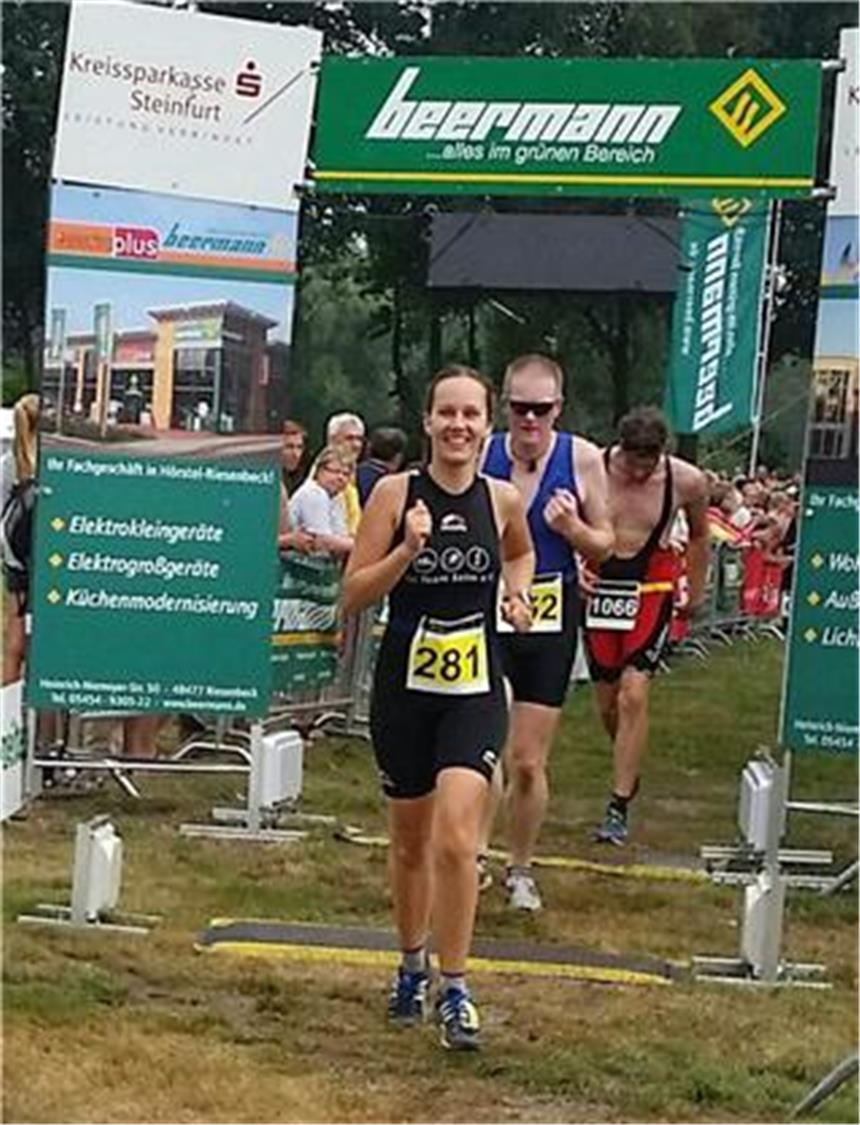 TriTeam beendet schwieriges Jahr auf dem 17. Platz Christina Habranke war als Einzelstarterin in Riesenbeck dabei.
