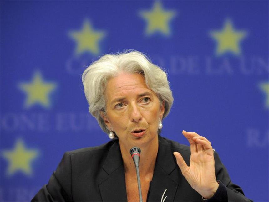 IWF sieht stabilere Weltwirtschaft - doch Europa fällt zurück Christine Lagarde, Direktorin des Internationalen Währungsfonds (IWF), spricht in Brüssel: Die globalen Konjunkturaussichten haben sich verbessert - das krisengebeutelte Europa scheint vom Aufschwung allerdings nicht viel zu haben. Foto: Benoit Doppagne/Archiv