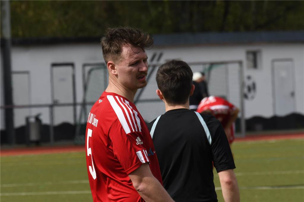 Christoph Krziwanek wechselt vom VfB Lünen zum SV Preußen Christoph Krziwanek schaut nach vorne.