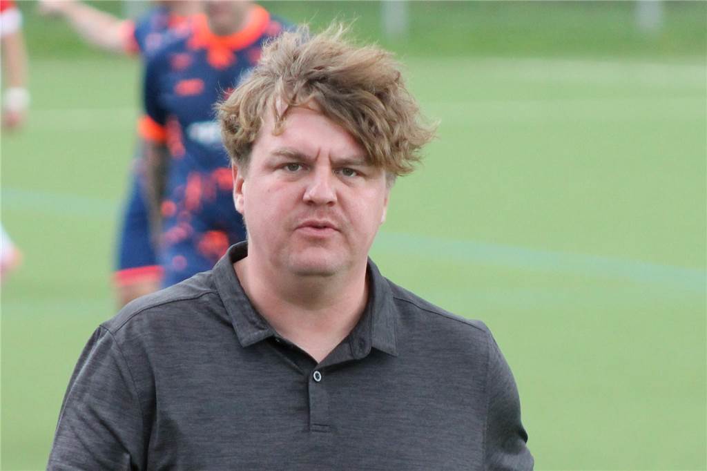 Nach dem Bezirksliga-Fehlstart: „Wir wissen selber woran es liegt“ Christopher Brügmann will mit seiner Mannschaft trotz Gegenwind endlich punkten.