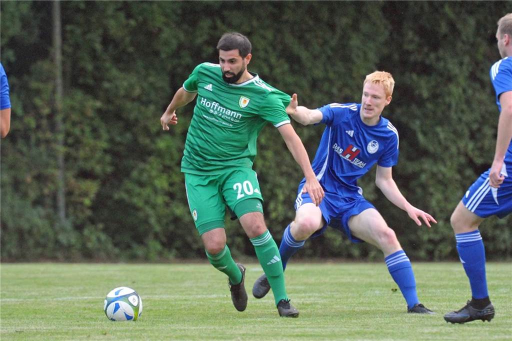 Union Wessum und Carlo Korthals gehen getrennte Wege Cihan Bolat (l.) übernimmt vorerst mit Michael Hemling die Traineraufgaben.
