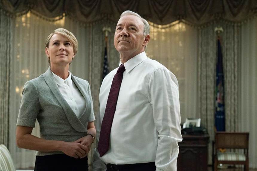 Claire Underwood (Robin Wright) weint ihrem Mann (Kevin Spacey) in der finalen Staffel keine Träne nach. Foto: David Giesbrecht/Netflix/AP
