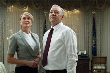 Claire Underwood (Robin Wright) weint ihrem Mann (Kevin Spacey) in der finalen Staffel keine Träne nach. Foto: David Giesbrecht/Netflix/AP
