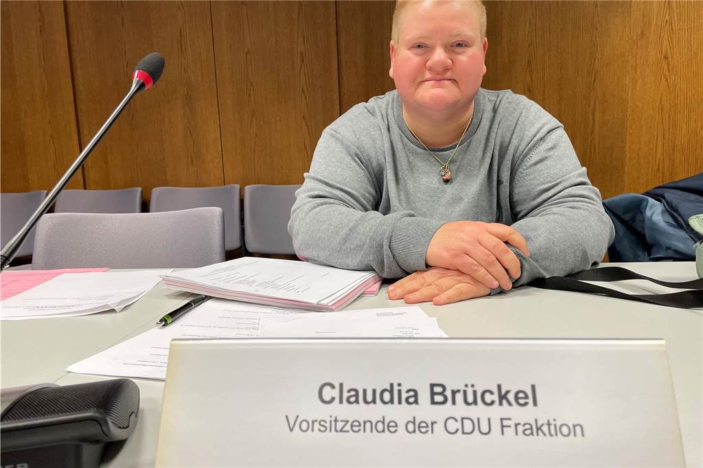 Chaos am Freibad: Auch diesen Sommer wird sich wohl kaum etwas ändern Claudia Brückel, Vorsitzende der CDU-Fraktion, in der Bezirksvertretung Huckarde