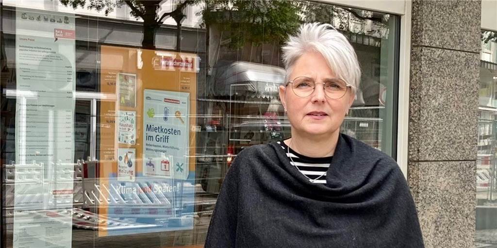 Energiepreis-Schock: „Wir befürchten, dass der Hauptansturm noch kommt“, sagt die Beraterin Claudia Kurz berät bei der Verbraucherzentrale an der Reinoldistraße zum Thema Energiearmut.