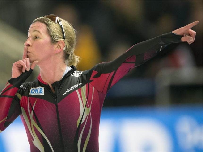Pechstein fordert Bach-Rücktritt Claudia Pechstein fordert den Rücktritt von IOC-Präsident Thomas Bach. Foto: Soeren Stache