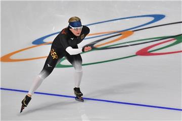 Claudia Pechstein freut sich auf die Olympischen Winterspiele in Pyeongchang. Foto: Peter Kneffel