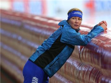 Claudia Pechstein holte schon vor 24 Jahren eine Olympia-Medaille. Foto: Karl-Josef Hildenbrand
