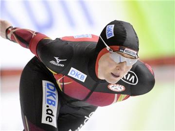 Claudia Pechstein ist 10 000 Dollar reicher. Foto: Mike Sturk