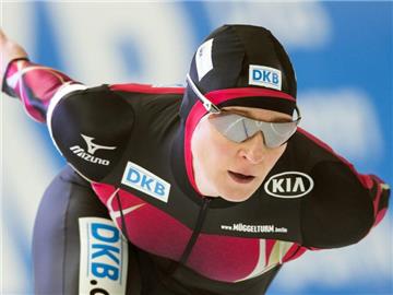 Claudia Pechstein konzentriert sich auf die 5000 Meter. Foto: Sören Stache