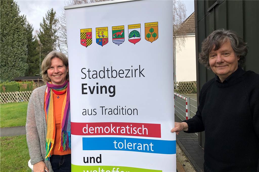 Christen in Eving lassen alte Tradition wegen Ukraine-Krieg wieder aufleben Claudia Schmidt und Friedrich Reiffen sind neben Uwe Wippich (nicht im Bild) die Organisatoren des Friedensgebetes, das ab Montag (28.2.) wöchentlich in der Evinger Mitte stattfindet.